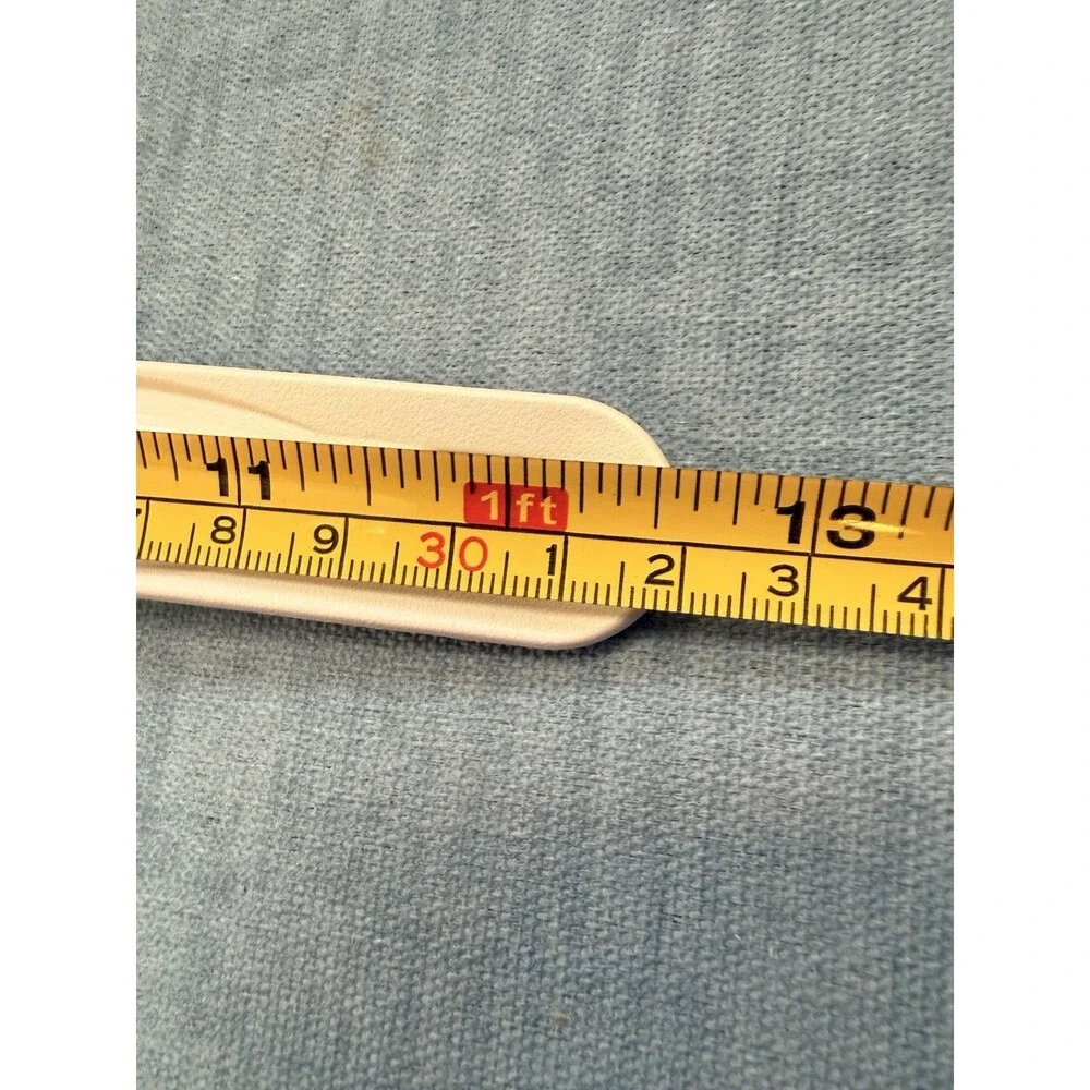 Rubbermaid USA Vintage Ivory Heavy Duty Nylon #1974 Slotted Spoon 12.5